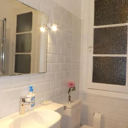 Piso Encantador En El Centro Сан-Себастьян